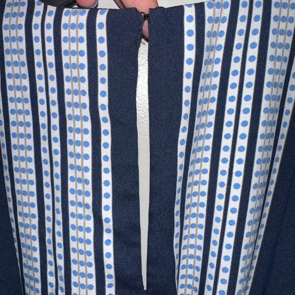 Taylor Women’s Navy White Short Sleeve V Neck Tiered Midi Dress size 6 - Picture 5 of 5